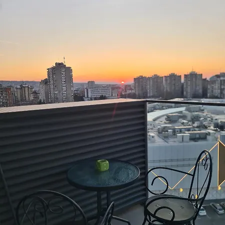 Delta Lux Apartment *