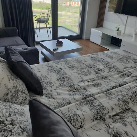 Delta Lux Apartment *
